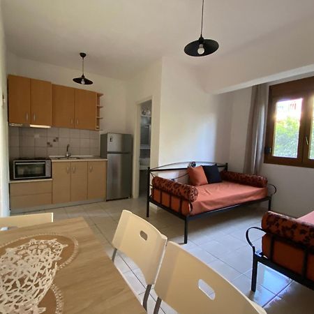 Georgoudi Apartments ニキティ エクステリア 写真